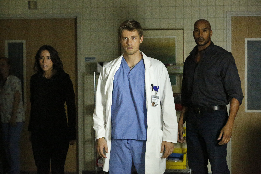 MARVEL'S AGENTS OF S.H.I.E.L.D. - "Laws of Nature"  (ABC/Kelsey McNeal) CHLOE BENNET, LUKE MITCHELL, HENRY SIMMONS