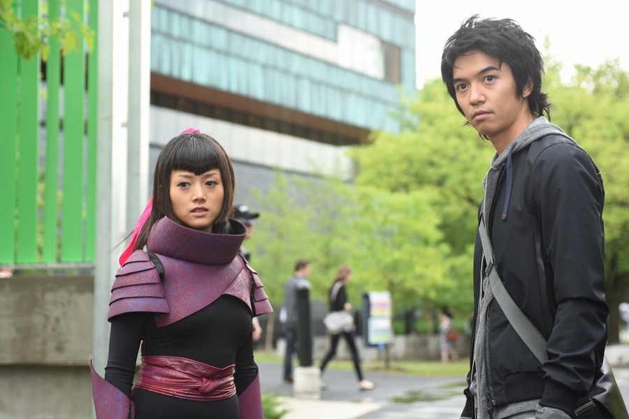 HEROES REBORN -- "The Lion's Den" Episode 105 -- Pictured: (l-r) Kiki Sukezane as Miko Otomo, Toru Uchikado as Ren Shimosawa -- (Photo by: John Medland/NBC)