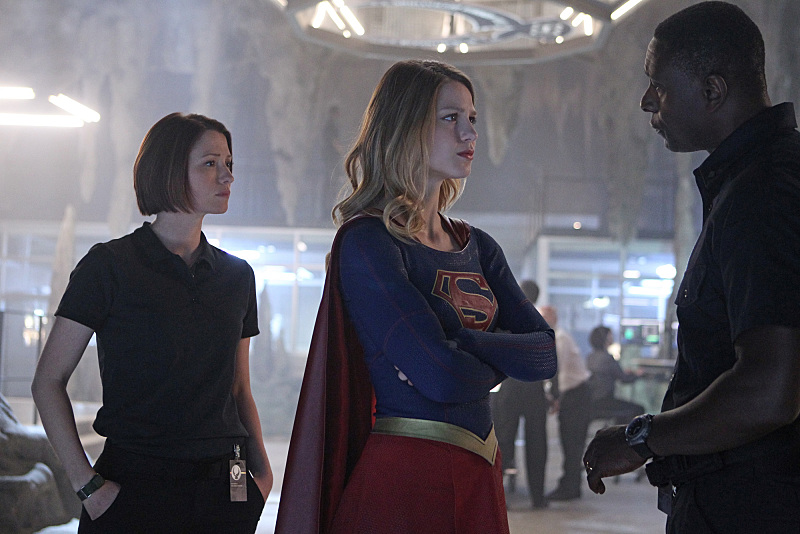 supergirl-1x01d