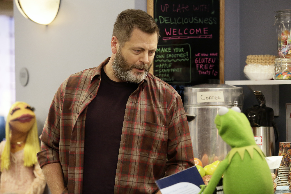 THE MUPPETS - "Bear Left then Bear Write"  (ABC/Nicole Wilder) NICK OFFERMAN, KERMIT THE FROG