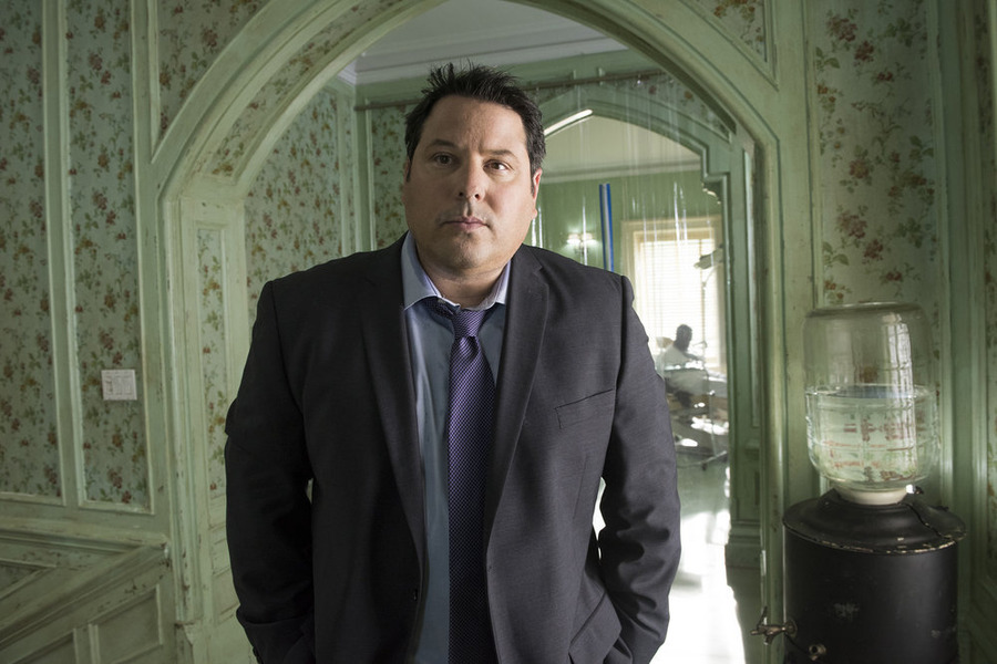 HEROES REBORN -- "11:53 To Odessa" Episode 110 -- Pictured: Greg Grunberg as Matt Parkman -- (Photo by: Christos Kalohoridis/NBC)