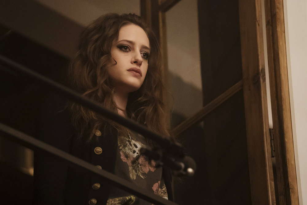 MR. ROBOT -- "eps2.0_unm4sk%u2010pt1.tc" Episode 201 -- Pictured: Carly Chaikin as Darlene -- (Photo by: Peter Kramer/USA Network)