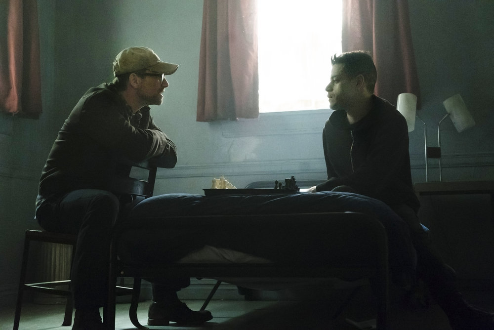 MR. ROBOT -- "eps2.2_init_1.asec" Episode 204 -- Pictured: (l-r) Christian Slater as Mr. Robot, Rami Malek as Eliot Anderson -- (Photo by: Peter Kramer/USA Network)